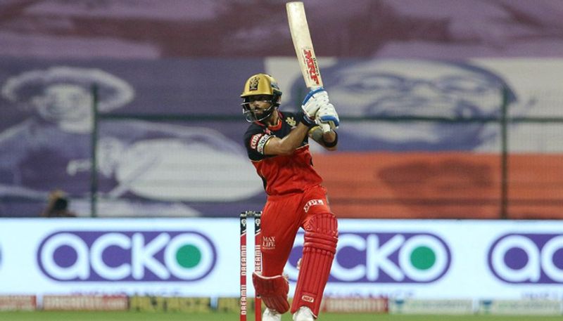 <p><strong>ಇನ್ನು ಕೇವಲ 122 ರನ್ ಬಾರಿಸಿದರೆ ಕೊಹ್ಲಿ ದಾಖಲೆಯ ಕಿರೀಟಕ್ಕೆ ಮತ್ತೊಂದು ಗರಿ</strong></p>