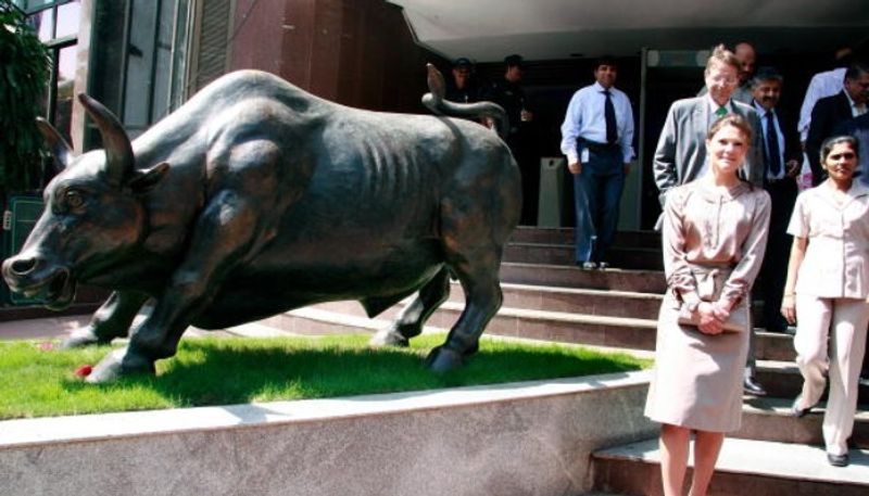 NSE BSE 1 October 2021: Market closed on decline, Sensex fell 360 points, Nifty above 17500