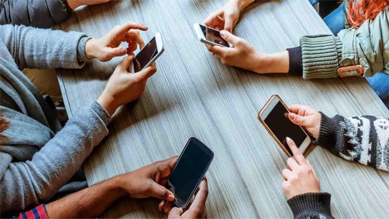 चार्ली ने पुलिस को बताया कि वो पिछले कई सालों से सेक्स टॉय और एडल्ट मूवी का कलेक्शन कर रहा है, इसके लिए उसने 20 लाख रुपए खर्च किए थे, जिसे उसके पिता ने बिना पूछे बर्बाद कर दिया।
