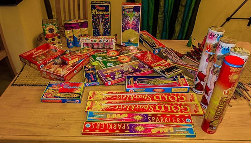 Uttar Pradesh takes this big decision on ban of firecrackers ahead of Diwali