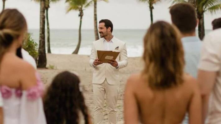 man married himself after fiancee breaks up with him man married himself after fiancee breaks up with him
