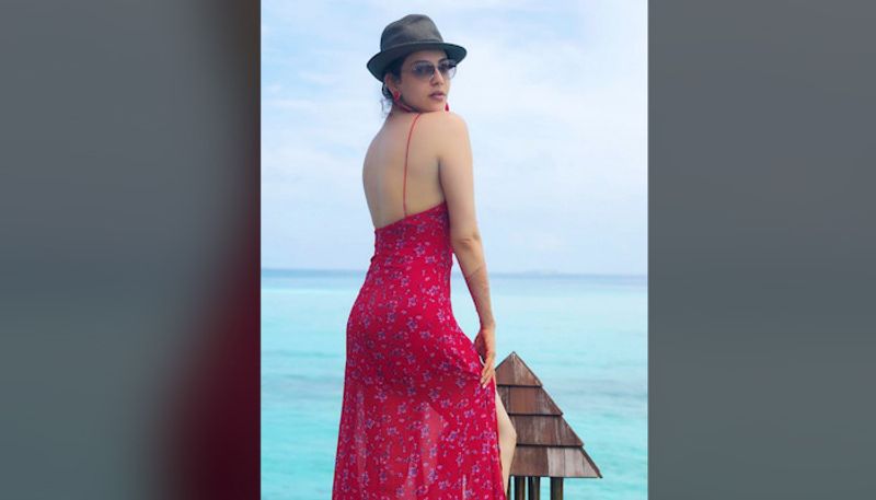 kajal agarwal gautham kitchlu honeymoon vacation grabs everyones attention ksr