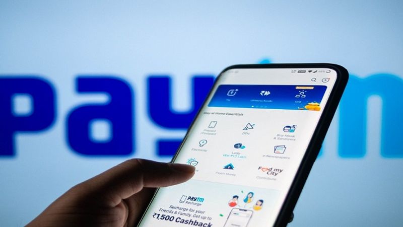 किसी भी मोड से कर सकते हैं पेमेंट
हाल ही में कंपनी ने Paytm All-in-One एंड्रॉइड POS डिवाइस लॉन्च किया है। इसके जरिए 2 लाख से ज्यादा सूक्ष्म, लघु एवं मध्यम स्तर (MSME) के उद्यमी सभी पेमेंट मोड से पैसे ले सकते हैं। इसमें पेटीएम वॉलेट, सभी यूपीआई ऐप्स, डेबिड-क्रेडिट कार्ड और कैश भी शामिल है।
(फाइल फोटो)