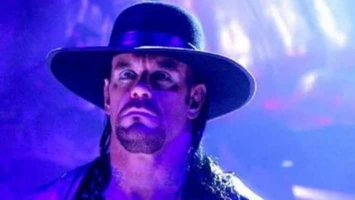 Tell Me When You Are Ready, WWE legend Undertaker Challenged Bollywood Super Star Akshay Kumar For a Real Match Tell Me When You Are Ready, WWE legend Undertaker Challenged Bollywood Super Star Akshay Kumar For a Real Match