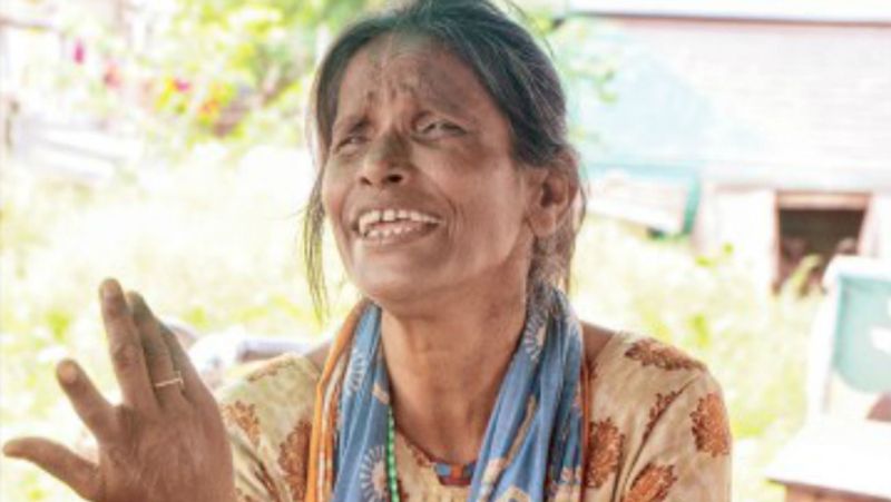 रानू ने असहाय लोगों के लिए आवश्यक सामान भी खरीदा, जिसमें चावल, दाल और अंडे भी शामिल थे। लेकिन यह लॉकडाउन इतना लंबा चलेगा इसका अंदाजा रानू को न था अब खुद उनकी स्थिति दयनीय हो गई है।