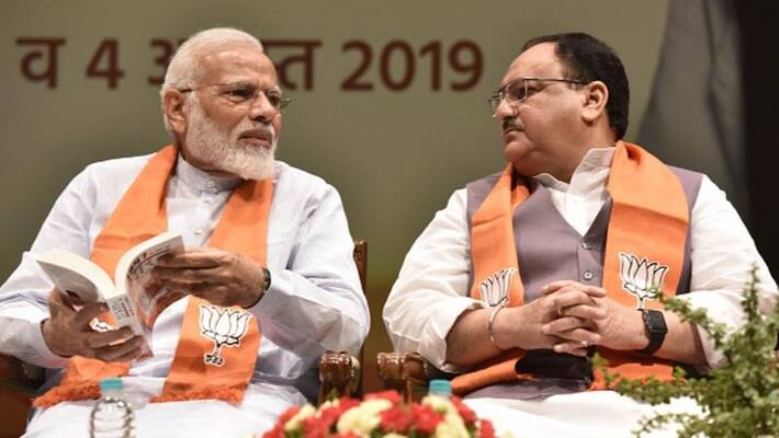 JP Nadda gets Narendra Modi's acclamation in Bihar Victory celebration stage ALB JP Nadda gets Narendra Modi's acclamation in Bihar Victory celebration stage ALB
