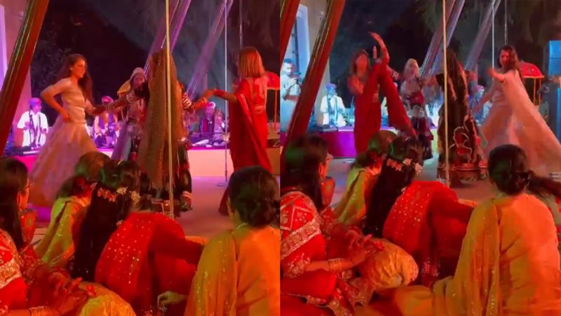 बहन रंगोली के साथ डांस करती कंगना। 