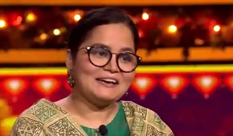 सवाल- नेताजी सुभाष चंद्र बोस ने सिंगापुर में कहां सबसे पहली बार आजाद हिंद सरकार कि उद्घोषणा की थी?
a. कैथे सिनेमा हॉल
b. फोर्ट कैनिंग पार्क
c. नेशनल यूनिवर्सिटी ऑफ सिंगापुर
d. नेशनल गैलरी सिंगापुर