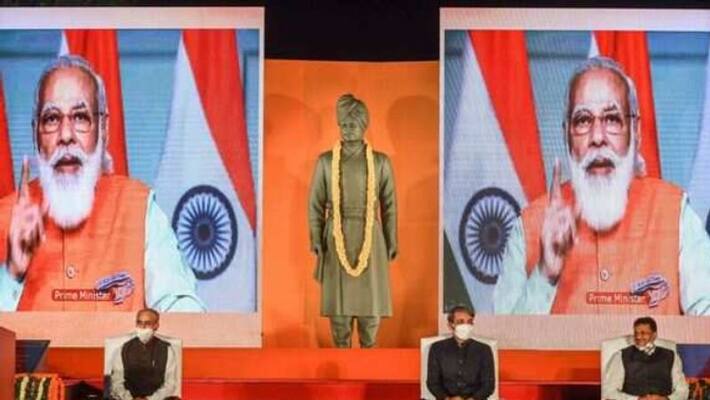 PM Modi unveiled statue of Vivekananda in JNU campus PM Modi unveiled statue of Vivekananda in JNU campus