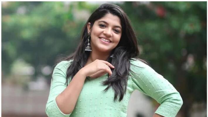 Aparna Balamurali Didnt sign films as I want filmmakers see Soorarai Potru Aparna Balamurali Didnt sign films as I want filmmakers see Soorarai Potru