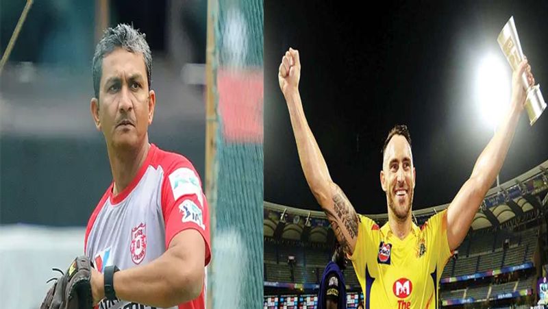 बांगर ने कहा कि धोनी अगले सीजन के लिए फाफ डू प्लेसी को सीएसके की कप्तानी दे सकते हैं। हालांकि धोनी सीजन में जरूर खेलते हुए नजर आएंगे लेकिन बतौर खिलाड़ी।