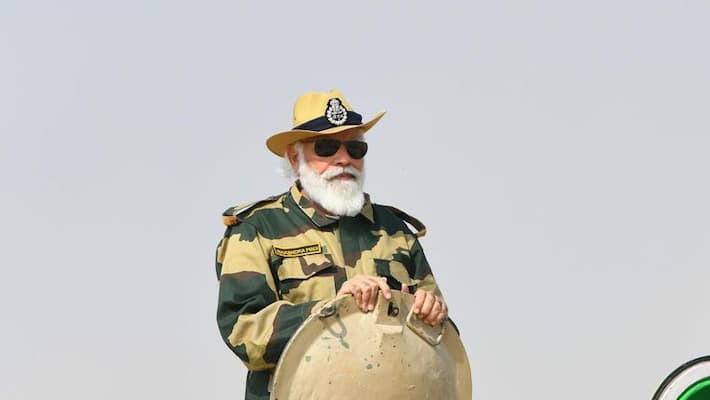 giriraj singh dig on pakistan over PM modi Jaisalmer visit on Diwali KPP giriraj singh dig on pakistan over PM modi Jaisalmer visit on Diwali KPP