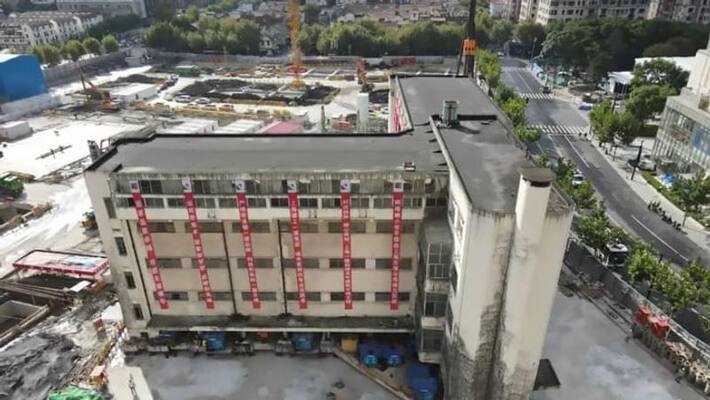 Multistorey Building collapsed in Central China HUnan Province, Dozens of people missing in Changsha building collapse, DVG Multistorey Building collapsed in Central China HUnan Province, Dozens of people missing in Changsha building collapse, DVG