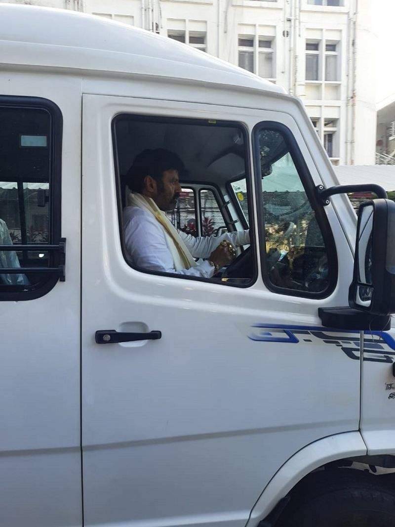 Balakrishna Drives Ambulance At Basavatarakam Hospital SRH