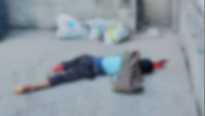 लड़कियां अपनी ऑडी 100 की रफ्तार से चला रही थीं। उन्होंने पीछे से माड़ाराम का इतनी जोरदार टक्कर मारी कि वो 30 फीट हवा में उछलकर सड़क के पास बनी दो मंजिला दुकान की छत पर जाकर गिरा। आगे देखें इसी हादसे की तस्वीर...