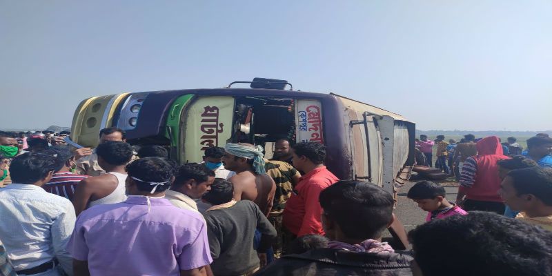 One died and eight passengers are critically injured by bus accident at Midnapore ASB