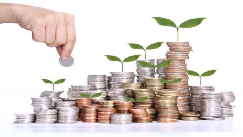 दूसरी सुविधाएं
पोस्ट ऑफिस के टाइम डिपॉजिट अकाउंट में नॉमिनेशन की सुविधा, अकाउंट एक पोस्ट ऑफिस से दूसरे में ट्रांसफर कराने की सुविधा, एक ही पोस्ट ऑफिस में कई टाइम डिपॉजिट अकाउंट खुलवाने की सुविधा और सिंगल अकाउंट को जॉइंट में या जॉइंट अकाउंट को सिंगल में बदलवाने की सुविधा मिलती है। इसके साथ ही अकाउंट को एक्सटेंड कराने की सुविधा और नेटबैंकिंग या मोबाइल बैंकिंग के जरिए ऑनलाइन अकाउंट खोलने की सुविधा भी उपलब्ध है।
(फाइल फोटो)
