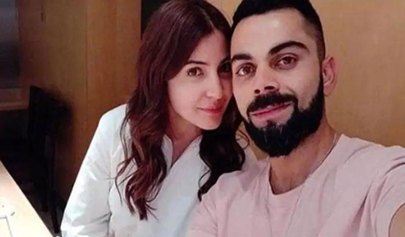 Actress Anushka Sharma enjoys perfect tea time with father candid photos goes viral BRd