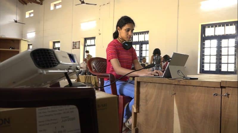 Kodagu 14-year-old girl raises funds to donate laptop, projector to a government school -ymn