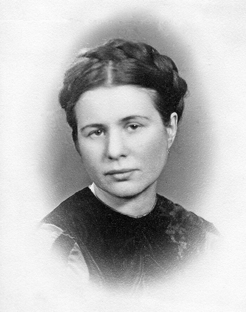 untold stories of important women from history images