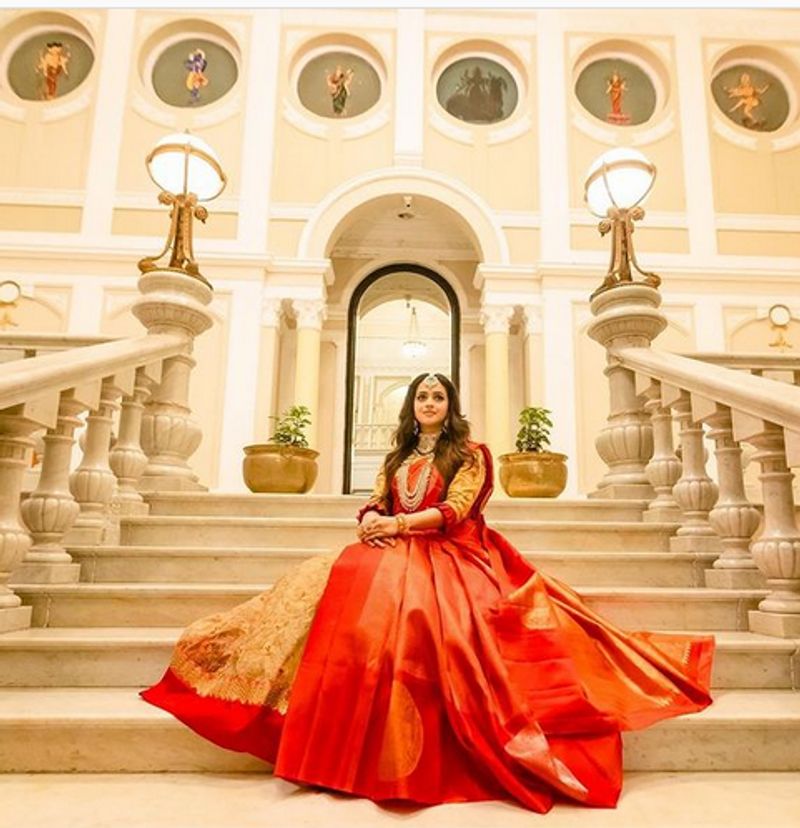 Artist Bhavana share photo