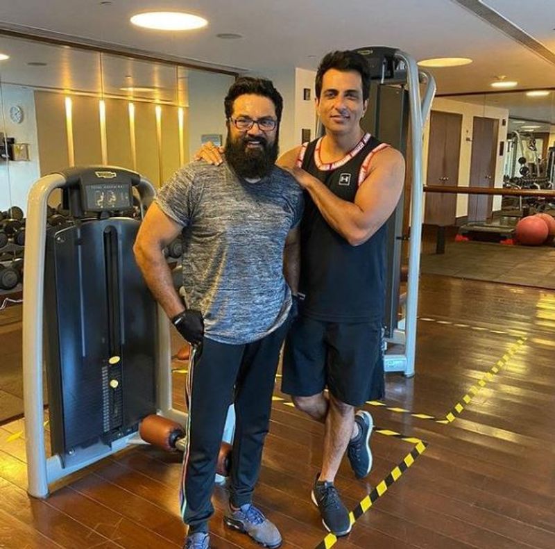 actor sharathkumar fitness photo goes viral in social media