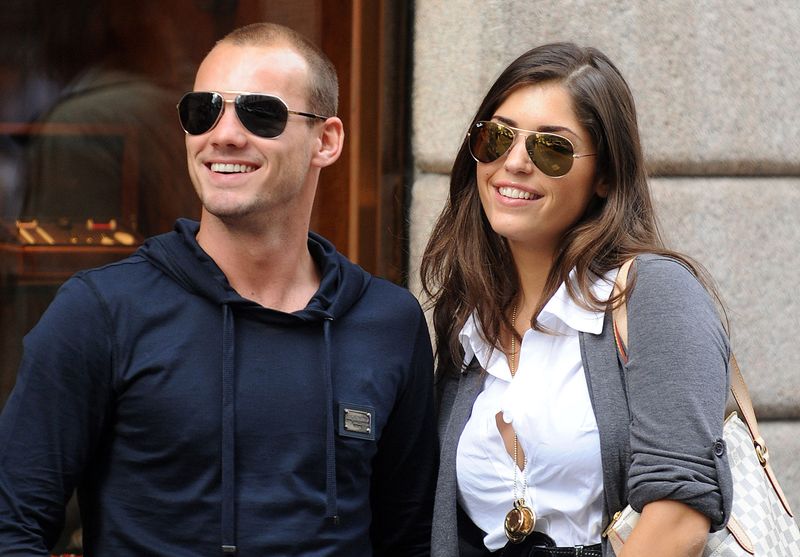 From Cristiano Ronaldo to David Beckham and Gerard Pique: 6 footballers who have dated famous celebrities-ayh