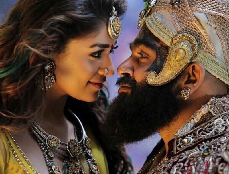 nayanthara over load hot romance with vijay ajith and others photo gallery