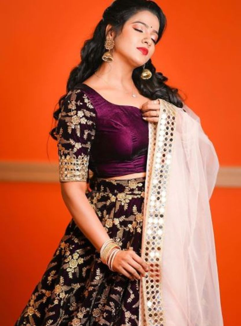 vijay tv pandian store serial actress vj chitu latest photos