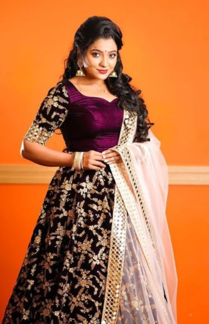 vijay tv pandian store serial actress vj chitu latest photos