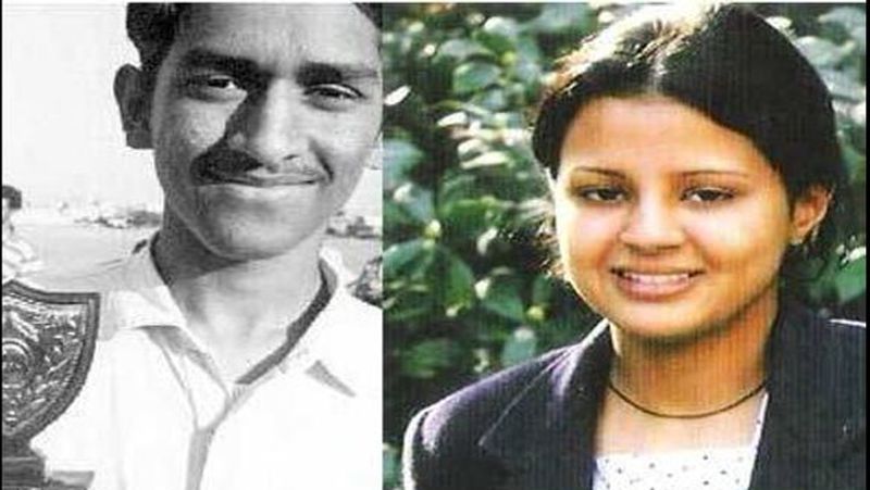 इससे पहले भी दोनों मिल चुके थे। दरअसल, धोनी और साक्षी एक ही स्कूल में साथ पढ़ते थे लेकिन उस वक्त वो दोनों एक दूसरे से बात भी नहीं करते थे। दोनों ही रांची के डीएवी श्यामली स्कूल में पढ़ाई की थी।