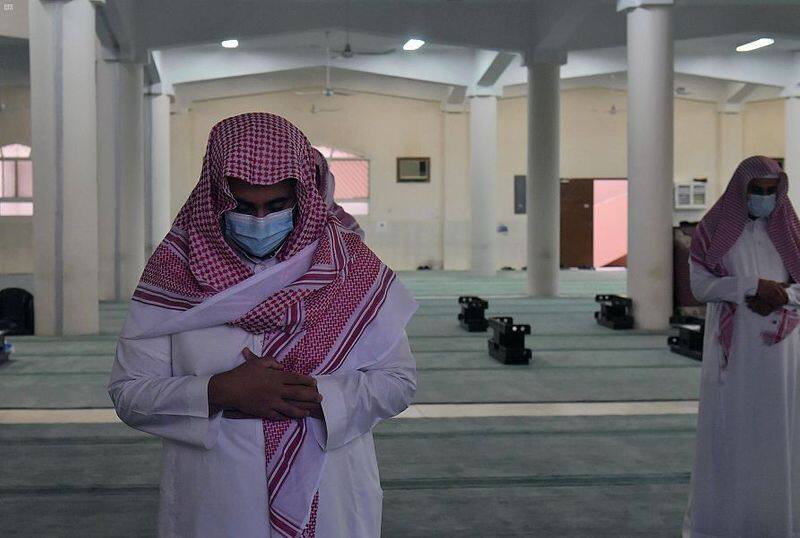 muslims across saudi performed rain seeking prayer