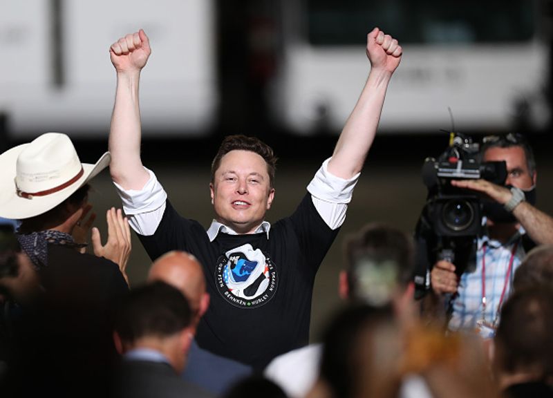 Elon Musks SpaceX may bring high-speed Starlink satellite broadband to India by 2021