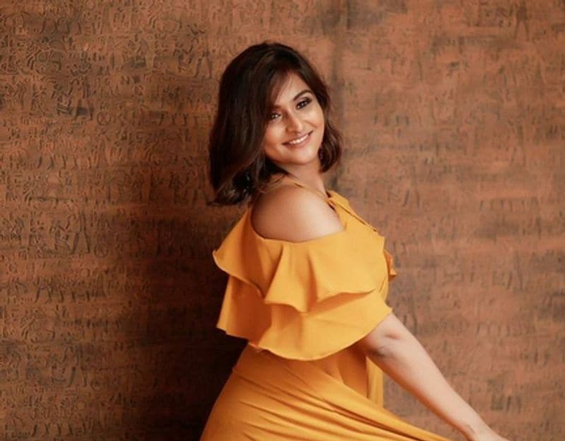 Ramya Nambeesan share her photo