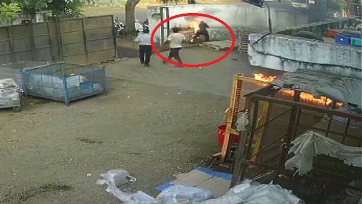 Man stabbed to death in Mumbai for asking youth to not urinate close by Man stabbed to death in Mumbai for asking youth to not urinate close by