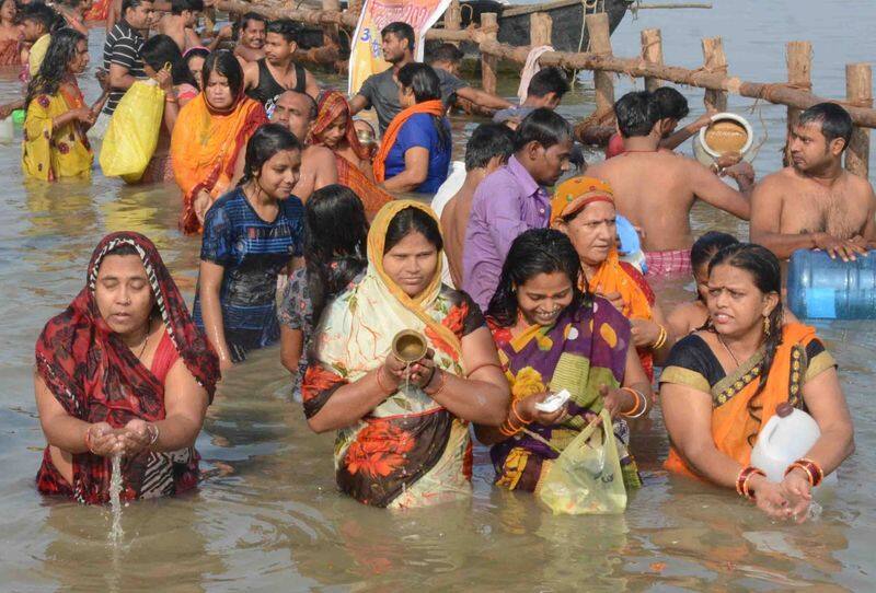 Chhath Puja: First Arghya given to Asthachalagami Surya in Corona, see photos asa
