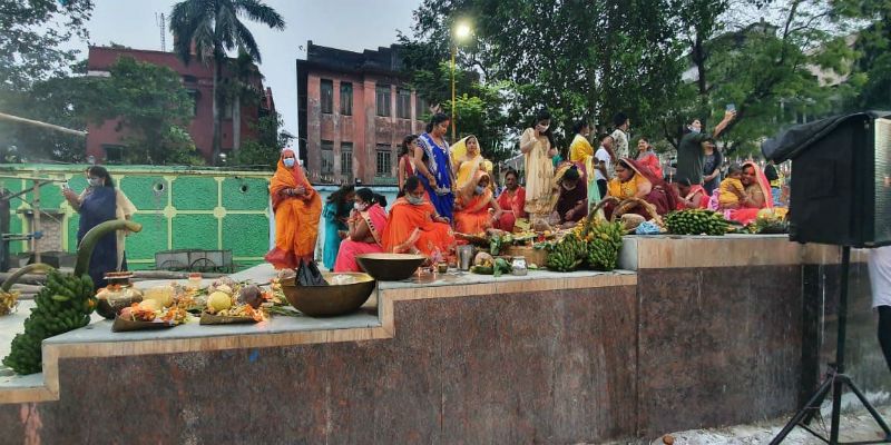 Santosh Mitra square arranged an artificial reservoir for Chhath Pujo at Kolkata ASB