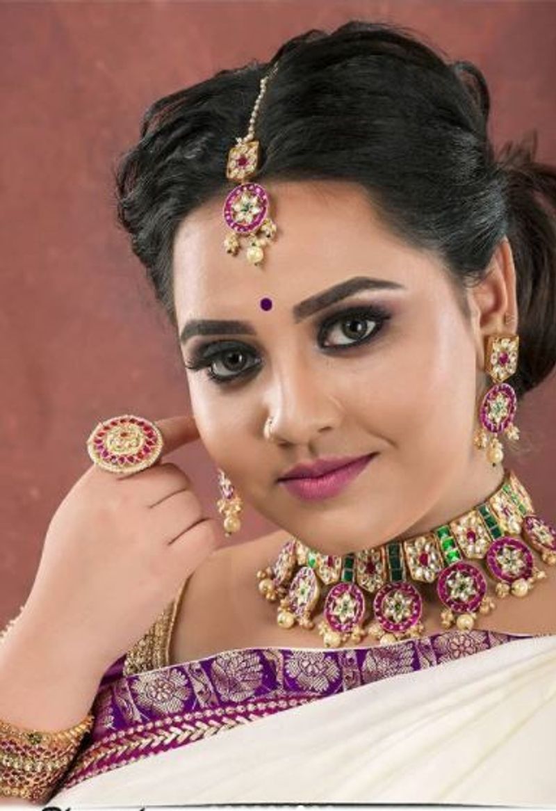 vani rani serial actress neha latest traditional photo shoot