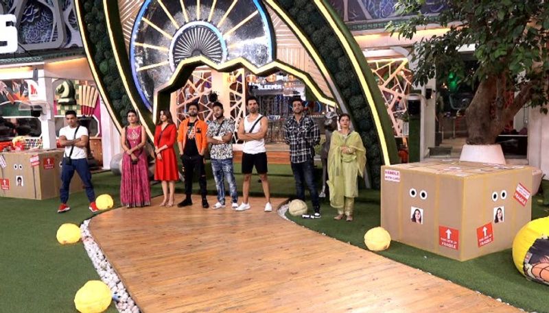 Bigg Boss 14 update, the endurance task is getting tougher for Jasmin and Kavita ADB