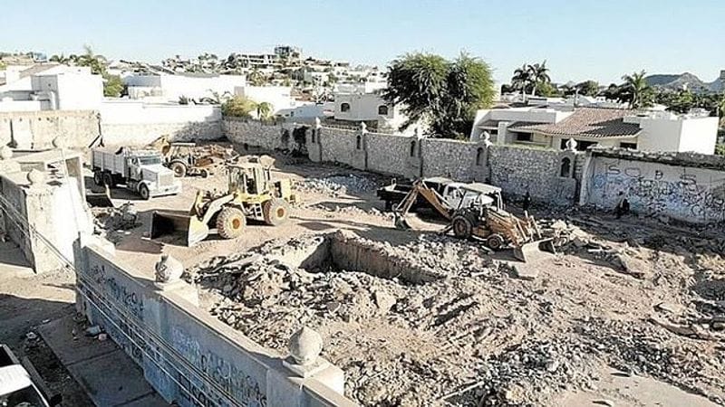 Underground tunnel was discovered in the palace of Amado Carrillo Fuentes the mexican drug lord known as the Lord of the Skies
