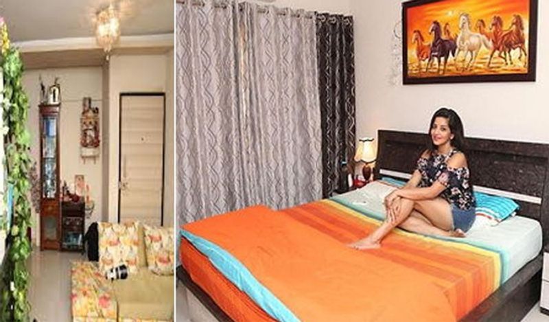 मोनालिसा और विक्रांत ने 2017 में बिग बॉस में शादी की थी। इस शो में दोनों के बीच जबरदस्त केमिस्ट्री देखने के लिए मिली थी। शो में स्टार्स ने एक-दूसरे को खूब सपोर्ट भी किया था। इस शो में ही मोनालिसा को विक्रांत ने शादी के लिए प्रपोज किया था, जिसकी तस्वीरें इंटरनेट पर खूब वायरल हुई थी।