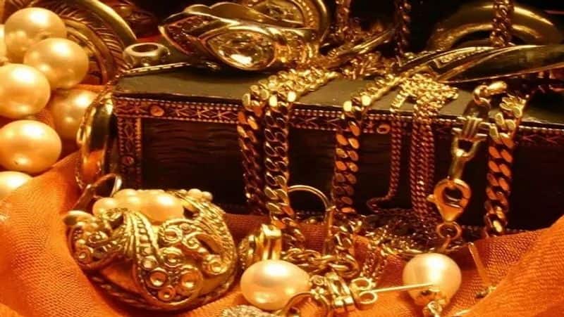 gold and silver prices on 25th november fall 3 days in india BRD