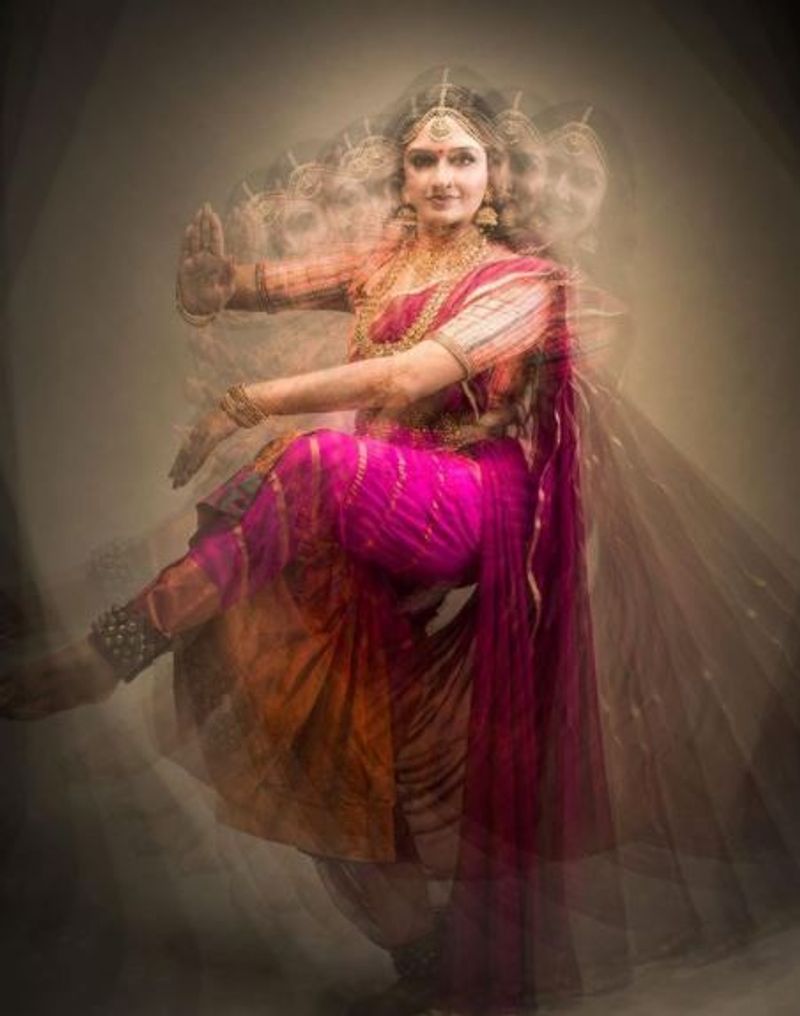 actress vimalaraman latest dancing photo shoot