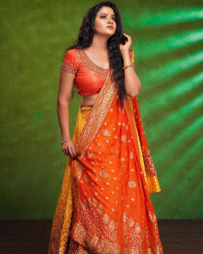 Pandian stores chitra Bridal photo shoot going viral