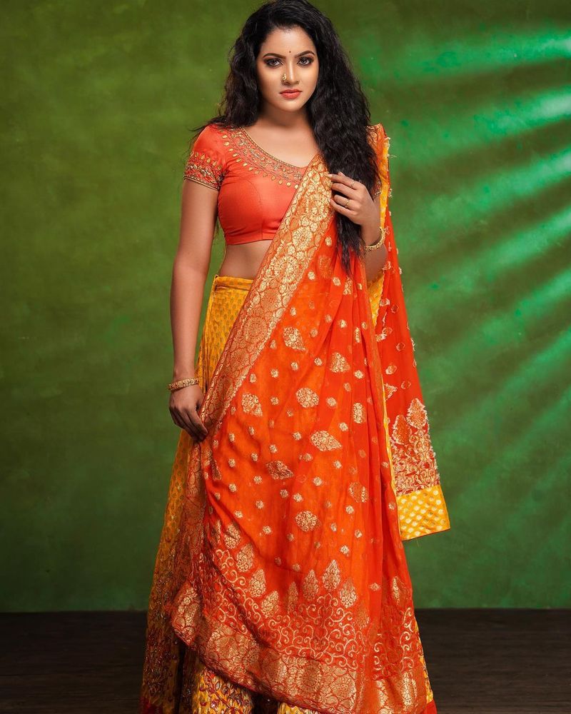Pandian stores chitra Bridal photo shoot going viral