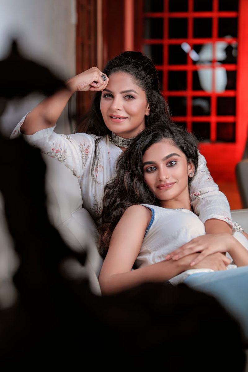uthara sharath about experience of her debut in film acting