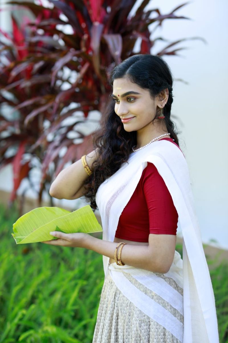 uthara sharath about experience of her debut in film acting