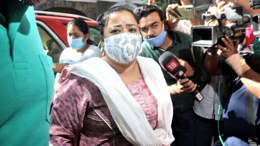 Comedian Bharti Singh arrested by NCB agency says she and her husband accepted consumption of cannabis pod Comedian Bharti Singh arrested by NCB agency says she and her husband accepted consumption of cannabis pod
