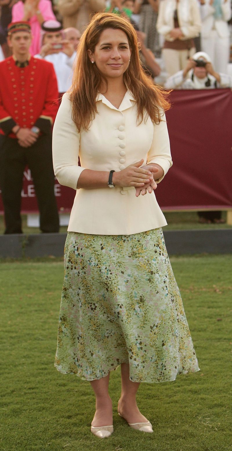 Dubai ruler wife Princess Haya paid Brit bodyguard lover 12 crore rs to keep their affair quiet pod