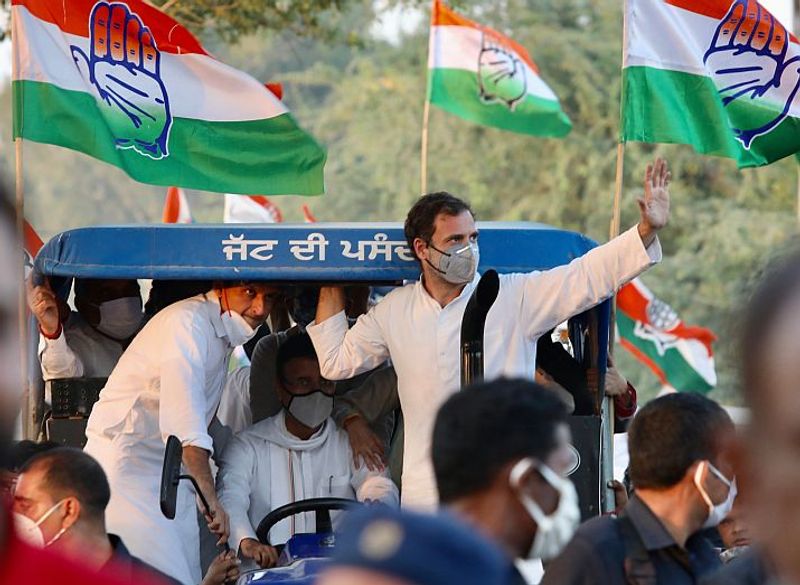Ghulam Nabi Azad Congress Gandhis reformist 5-star culture-VPN